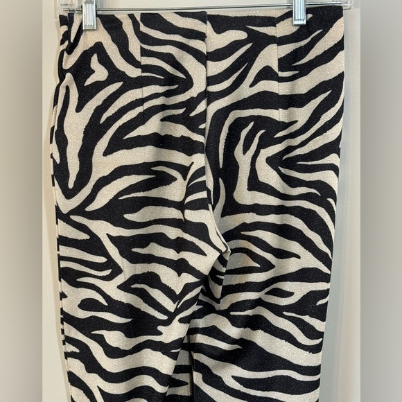 Women's Pull-on Zebra Print Bell Bottom Pants No Tags Measurements In Descr - Picture 6 of 7